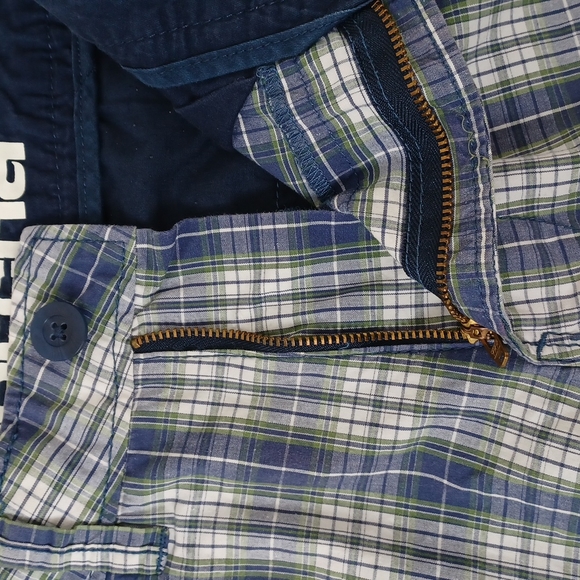 ✨3/$25✨ Gotcha Blue Plaid Shorts - 34 - Picture 7 of 9